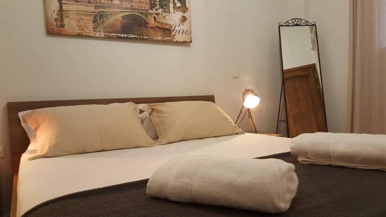 Utopia Suites Aegina Ngoại thất bức ảnh
