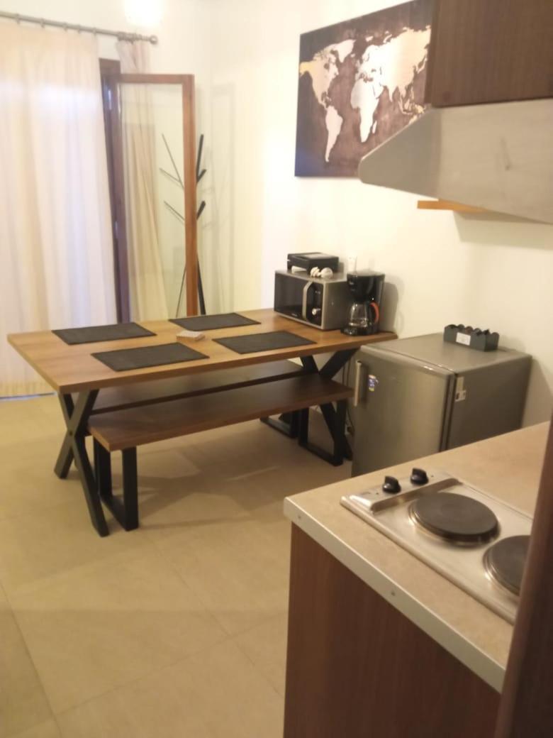 Utopia Suites Aegina Ngoại thất bức ảnh